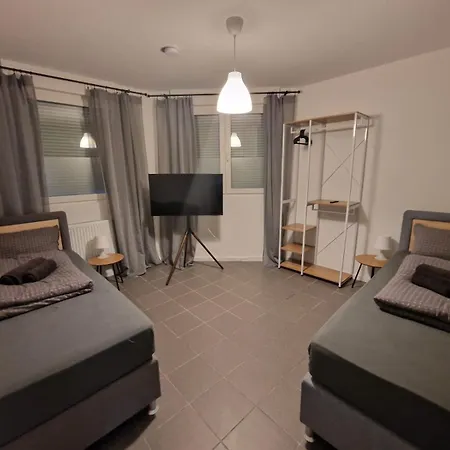 Amalfi A12 - 8 Betten - 4 - Neu Renoviert!! Dreieich